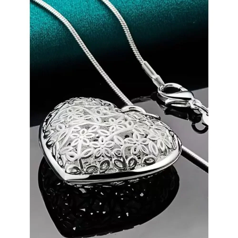 NWT Necklace Filigree Heart Pendant Silver Plate Floral Cut-Out Snake Chain
